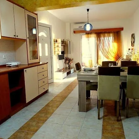 Cozy Apartment In Paradisi Paradisi  Exterior photo